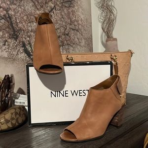 Nine West booties Size 10 - New w/box